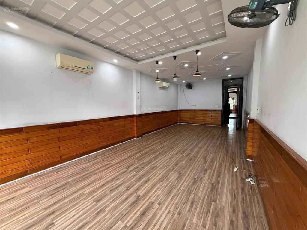 Cho thuê văn phòng bình thạnhdt 100m2 giá chỉ 13 triệu
