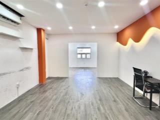 Văn phòng 50m2 lầu 3 giá rẻ tại quận 3 ngay đoạn đường lớn 2 chiều