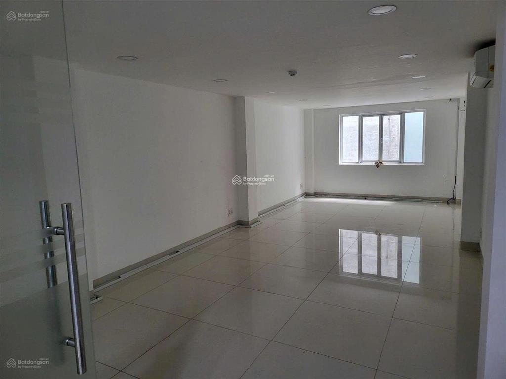 Văn phòng 100m2 lầu 1 tân bình giá rẻ 13,9 triệu