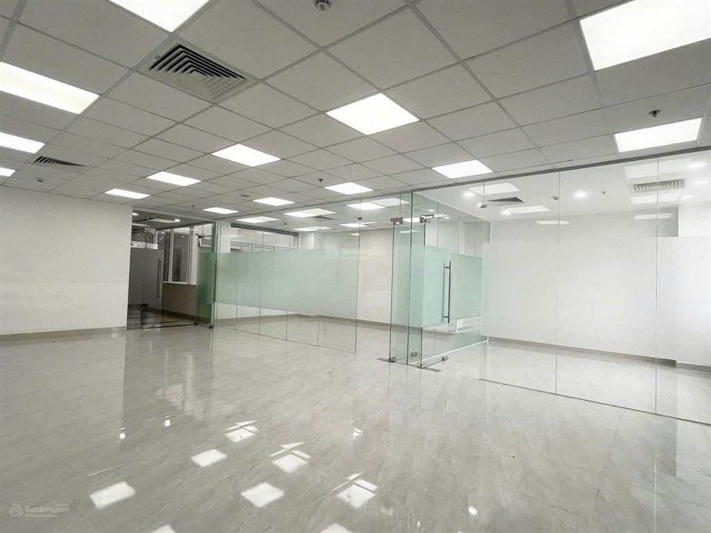 Văn phòng 100m2 lầu 7 quận 3 giá rẻ, sàn đẹp