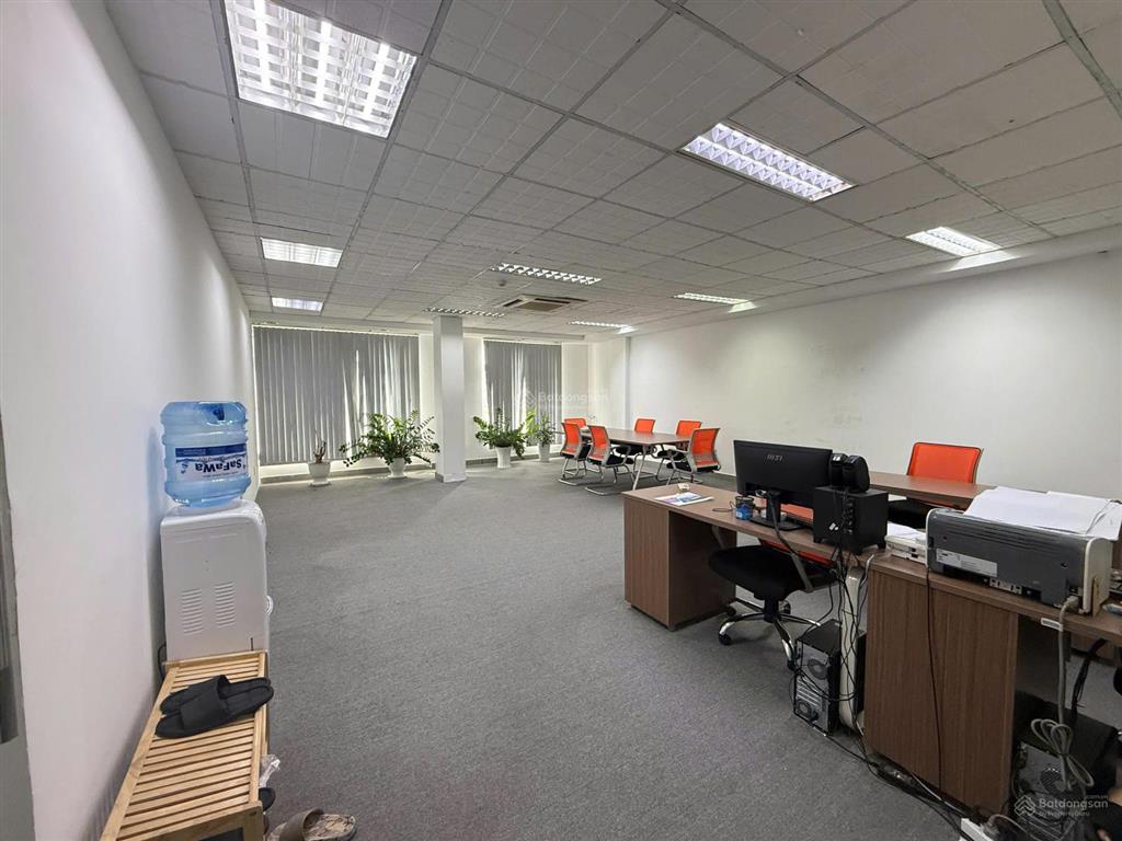 Văn phòng 60m² full nội thất ở hoàng việt giá rẻ chỉ 19 triệu