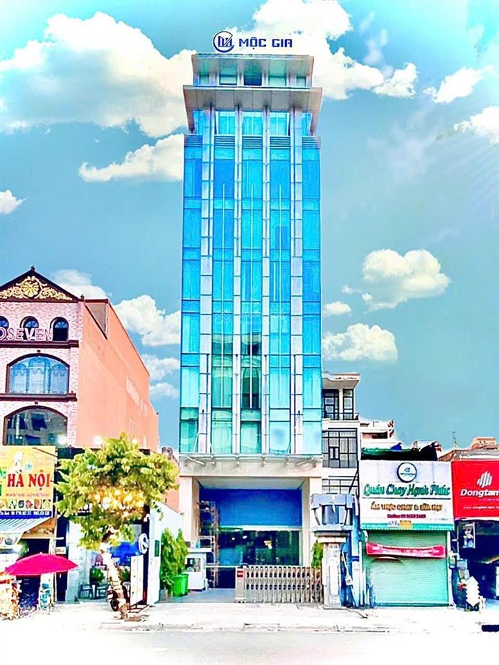 Văn phòng 200m2 ở cộng hoà giá rẻ chỉ 11$/m2