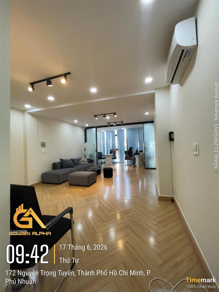 Cho thuê văn phòng 50m² full fitout đẹp ở nguyễn trọng tuyển giá chỉ 11 triệu/th