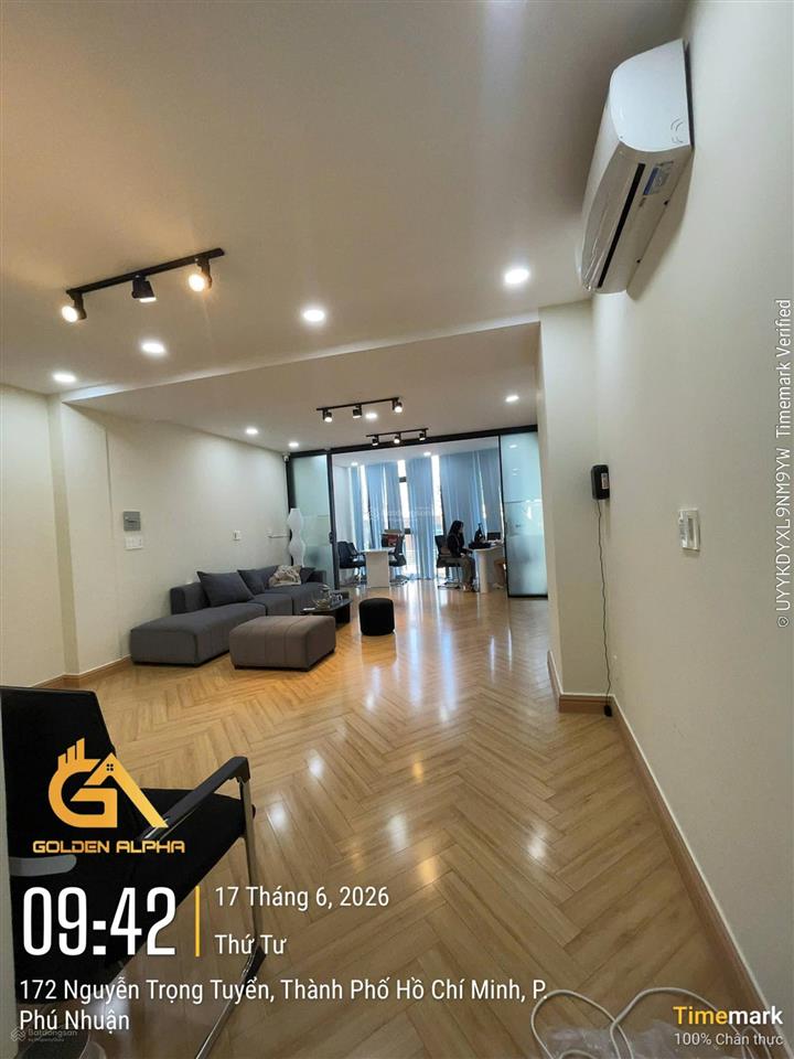 Cho thuê văn phòng 50m² full fitout đẹp ở nguyễn trọng tuyển giá chỉ 11 triệu/th
