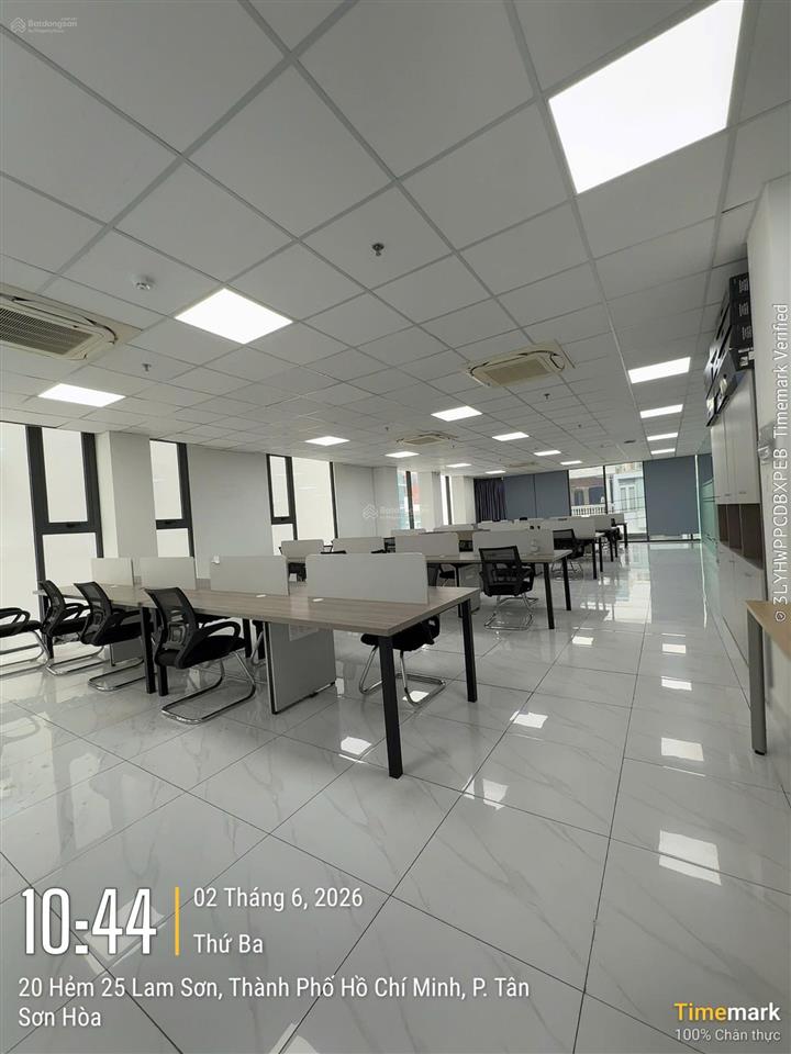 Cho thuê văn phòng 160m² full nội thất giá tốt ở cửu long