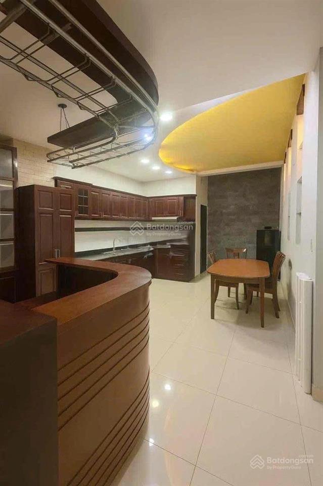Nhà nguyên căn mt nguyễn thái bình 4x20m 1 trệt 3 lầu giá thuê 27tr/ tháng