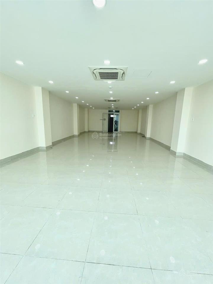 Cho thuê văn phòng 120m2 nguyễn văn trỗi giá chỉ từ 21 triệu