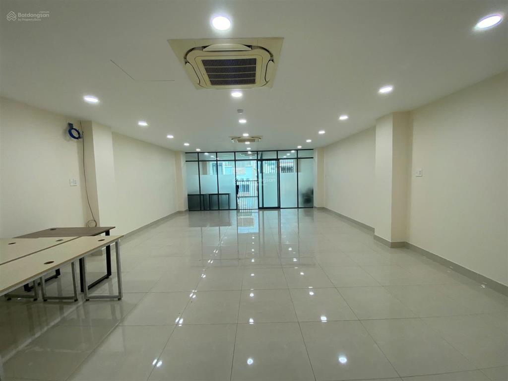 Cho thuê văn phòng 120m2 nguyễn văn trỗi giá chỉ từ 21 triệu