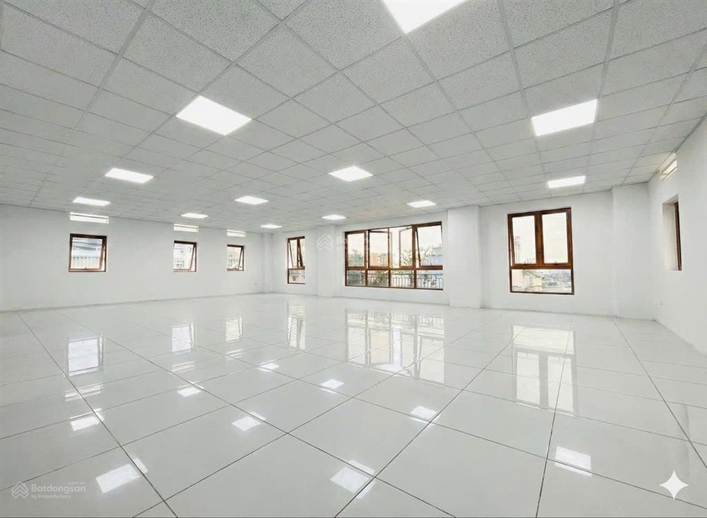 Cho thuê văn phòng 110m2 cộng hòa giá chỉ từ 15 triệu