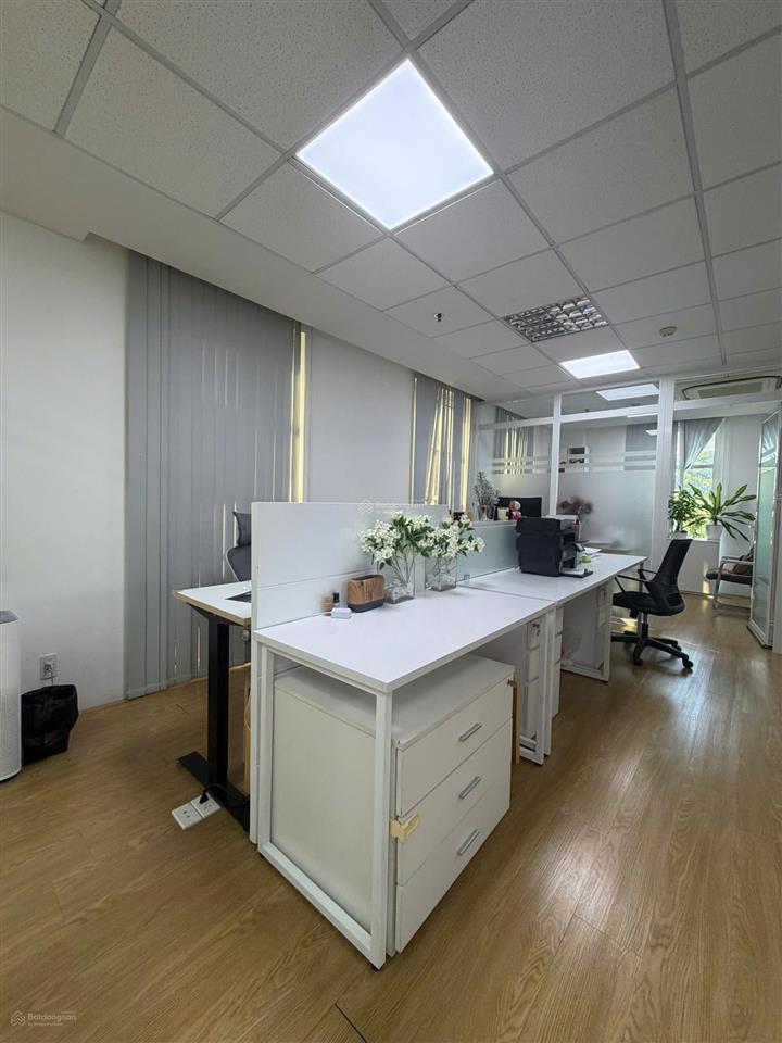 Cho thuê văn phòng 70m2 full nội thất quận 3 giá chỉ từ 15 triệu