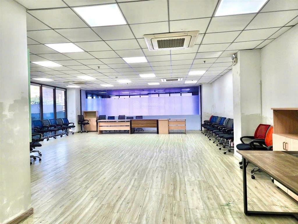Chỉ 15tr có ngay văn phòng 76m² khu k300 đường c18  hỗ trợ full nội thất