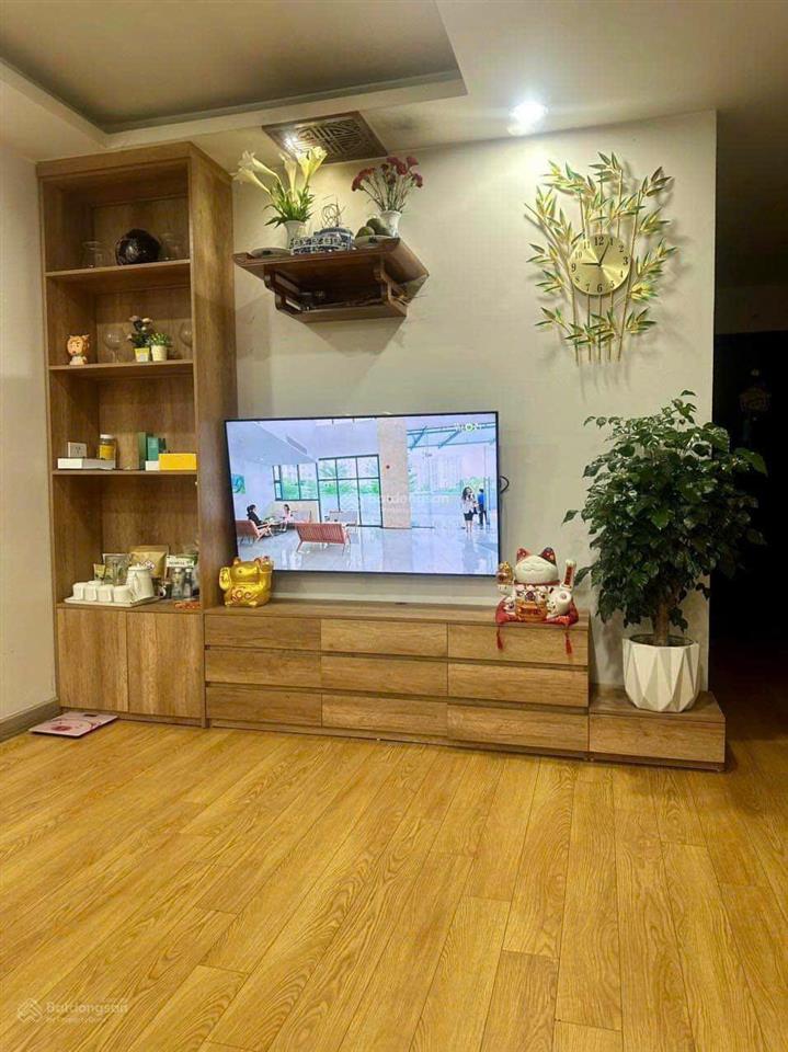 Chính chủ cần cho thuê nhanh căn hộ tòa c 60m2 đầy đủ nội thất và đồ điện tử