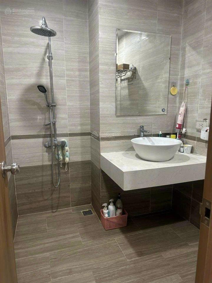 Chính chủ cần cho thuê nhanh căn hộ tòa c 60m2 đầy đủ nội thất và đồ điện tử