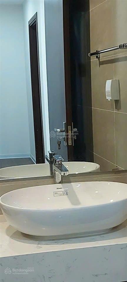 Chính chủ cần cho thuê căn hộ 98m2 căn góc đồ cơ bản cdt tòa river giá 7,5 triệu  0961 868 ***