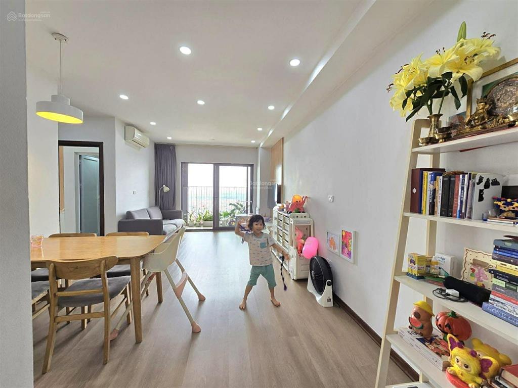 Chính chủ cần bán căn hộ 54m2 giá chỉ 3,45 tỷ nổi bật trong dự án intracom riverside 0961 868 ***