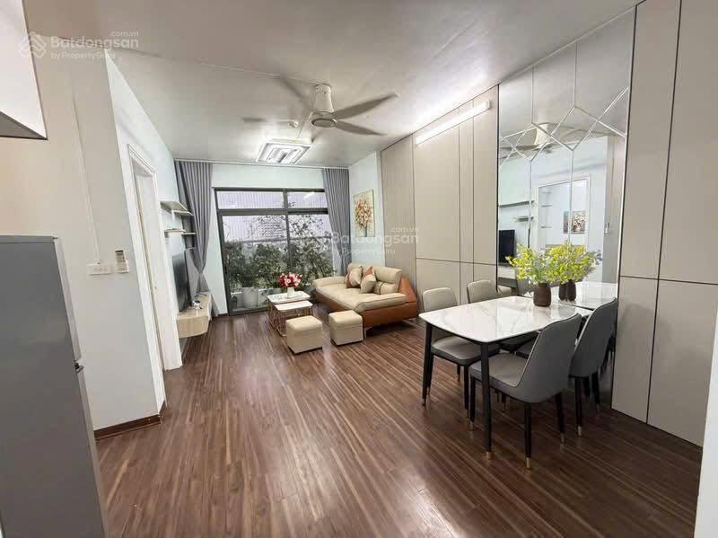 Chính chủ cần bán căn hộ 54m2 giá chỉ 3,45 tỷ nổi bật trong dự án intracom riverside 0961 868 ***
