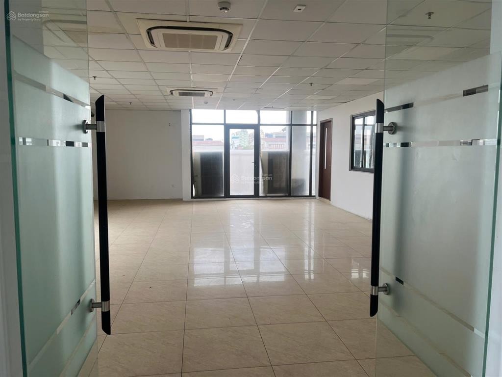Chính chủ cần cho thuê 800m2 sàn thương mại tsg lotus sài đồng long biên