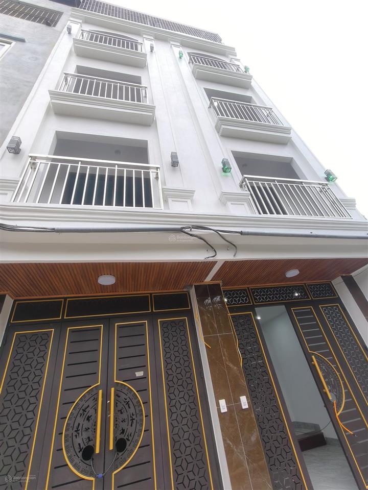 Hạ giá gấp! bán nhà đường la phù, đông la. 35m2*5t. mt 6m. xây mới. 3p. ba bước ra ô tô. nhỉnh 3 tỷ