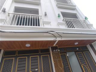 Hàng hiếm sót lại! cần tiền bán gấp nhà đường la phù, đông la. 35m2*5t. mt 6m. xây mới. nhỉnh 3 tỷ