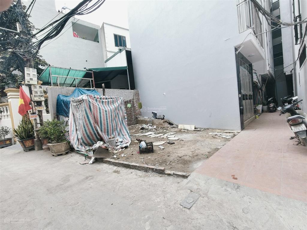 * hiếm! bán gấp đất đường hữu hưng, đại mỗ. dt 45m2. mt 4,5m. 4 chỗ đỗ cửa. ngõ thông. kd online
