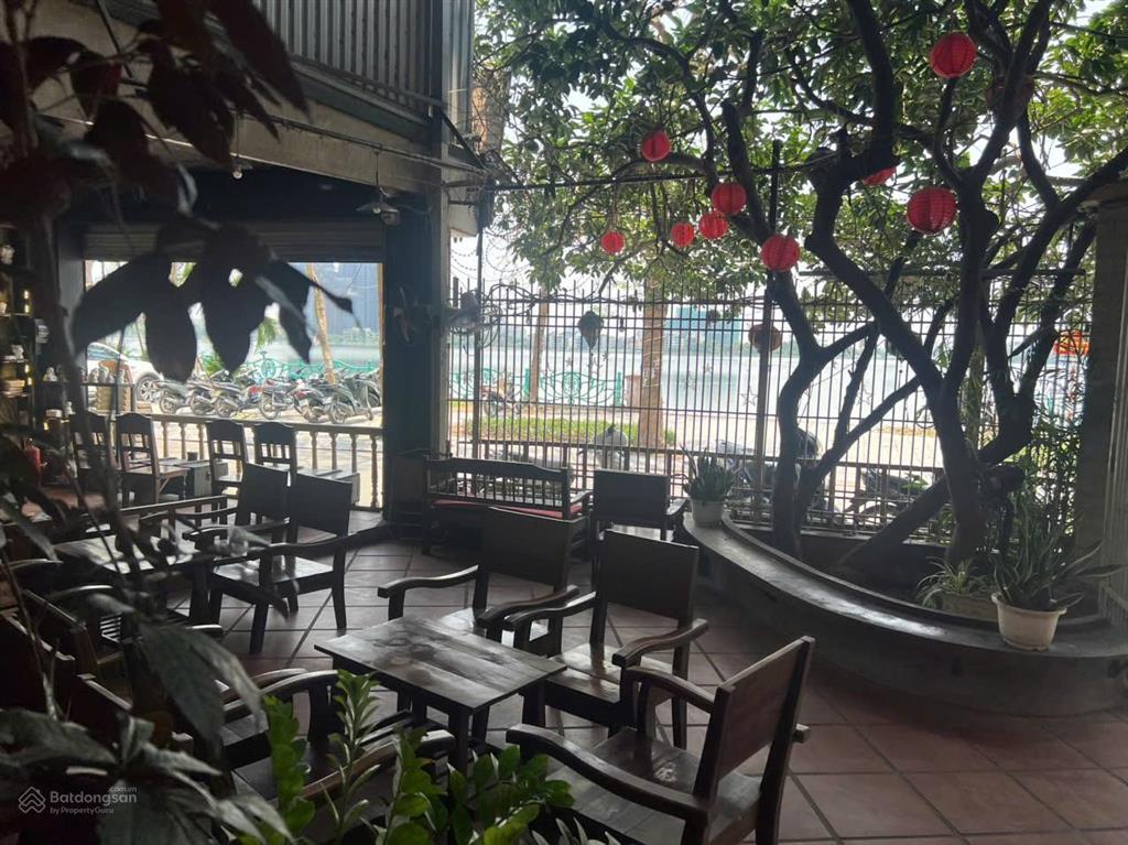 Hiếm! cho thuê cửa hàng mặt phố trích sài, vệ hồ. dt 100m2. mt 15m. đường hè 10m. kd cafe đỉnh