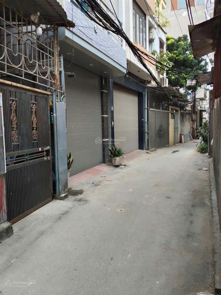 Cực hiếm! bán đất đường hoàng quốc việtphùng chí kiên. dt 45m2. mt 4m. 50m ra ô tô. chỉ hơn 6 tỷ