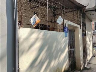 Cực hiếm! bán đất đường hoàng quốc việt, phùng chí kiên. dt 37m2. mt 3,5m. 50m ra ô tô. chỉ hơn 6tỷ