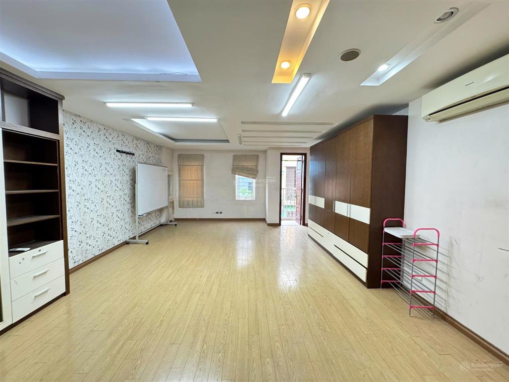 Cực hiếm!bán nhà phố phạm thận duật, mai dịch. 60m2*4tầng. mt 6,6m. vf3 đỗ cửa. ở, online , kd