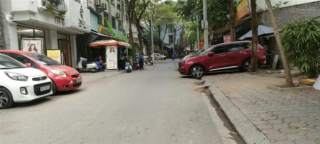 Đất mặt ngõ 279 đội cấn, ngọc hà, đường hè 12m. 2 mặt ngõ. ở, kd đỉnh. 55m2. mt 5m. đã có gpxd 8t