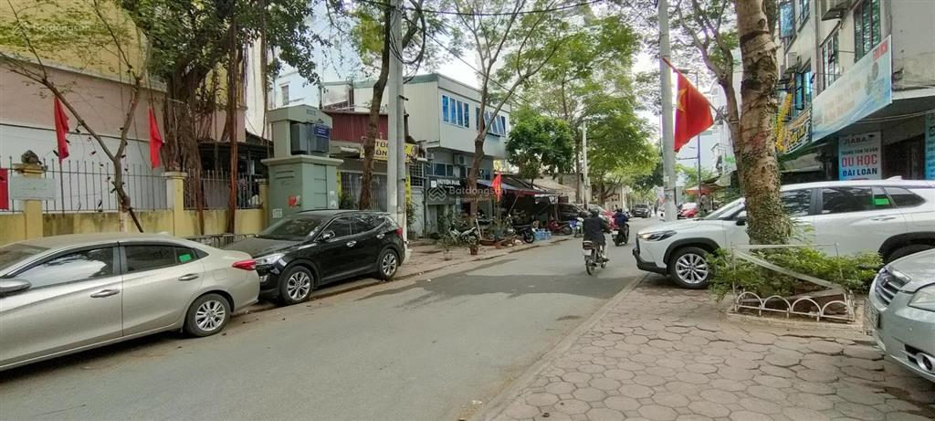 Đất mặt ngõ 279 đội cấn, ngọc hà, đường hè 12m. 2 mặt ngõ. ở, kd đỉnh. 55m2. mt 5m. đã có gpxd 8t