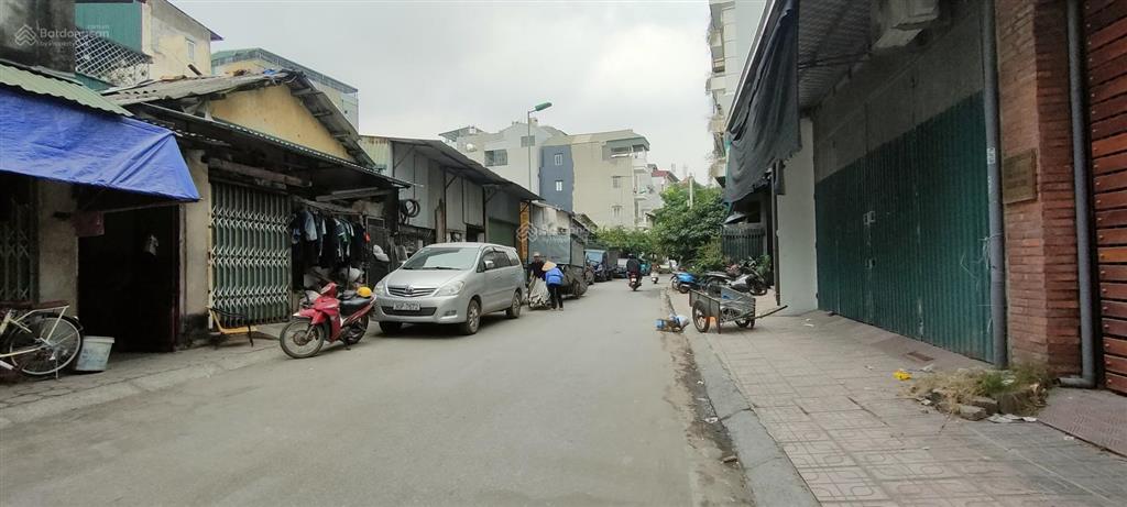 Đất mặt ngõ 279 đội cấn, ngọc hà, đường hè 12m. 2 mặt ngõ. ở, kd đỉnh. 55m2. mt 5m. đã có gpxd 8t