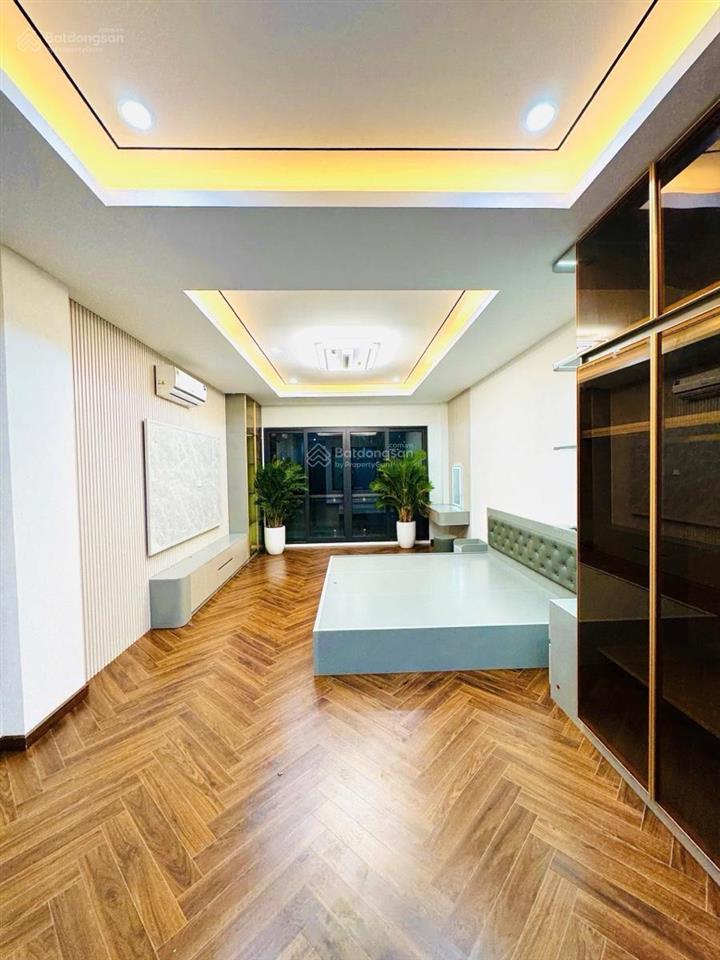Hiếm! cho thuê gấp nhà phố kim mã, đào tấn. 80m2*5t, thang máy. 6pn. gara ô tô, ngõ thông. ở, cty