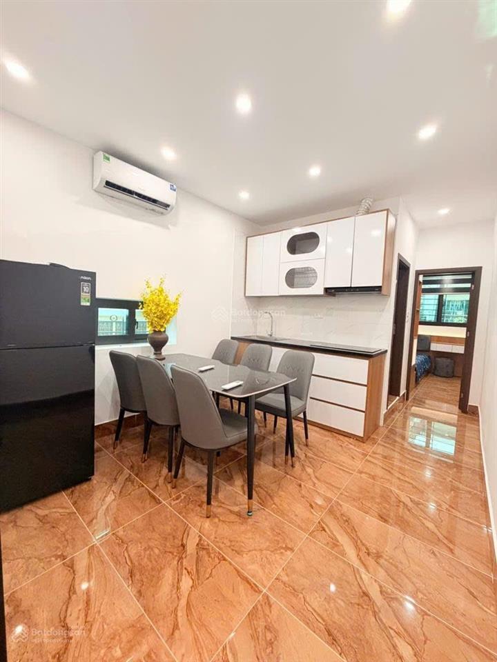 Cực đẹp! cho thuê chtt tầng 2 phố láng hạ, thành công. 85m2, 3pn, 2wc. đủ đồ cơ bản