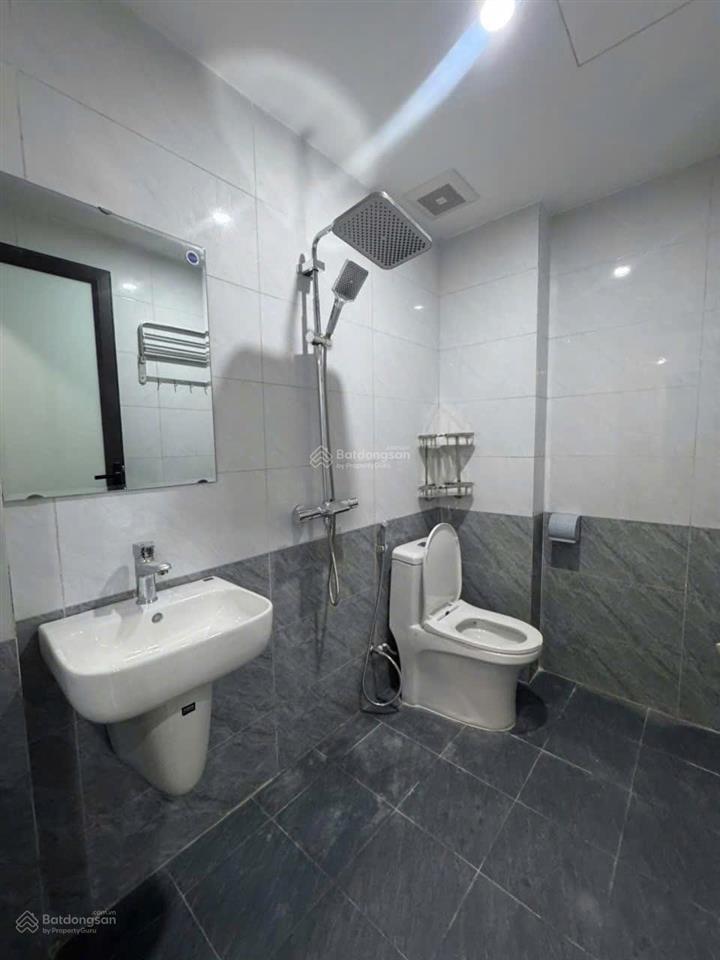 Bán gấp chdv kim mã, giang văn minh. lô góc, 3 thoáng. dòng tiền 90tr/tháng. 70m2*7tầng. 19pnkk