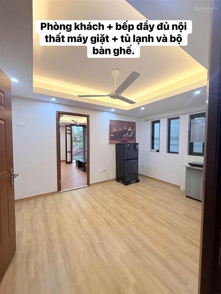 Hiếm! cho thuê ccmn phố đào tấn, linh lang, ba đình. tầng 4, thang máy, 55m2, 1pn, 1pk