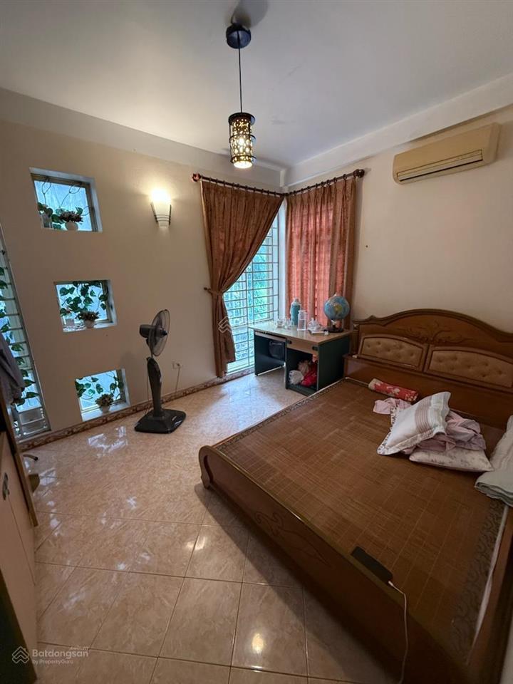 Kd tốt!cho thuê nhà phố giang văn minh, ngọc hà. ngõ thông, xe ba gác. 45m2*3,5 tầng, 3pn,đồ cơ bản