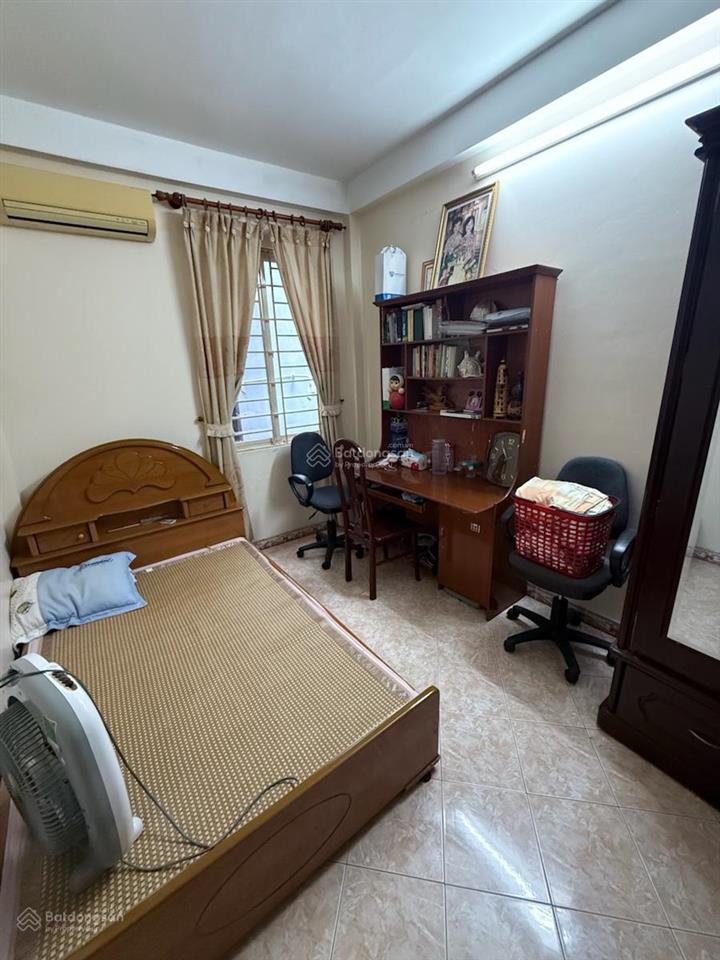 Kd tốt!cho thuê nhà phố giang văn minh, ngọc hà. ngõ thông, xe ba gác. 45m2*3,5 tầng, 3pn,đồ cơ bản