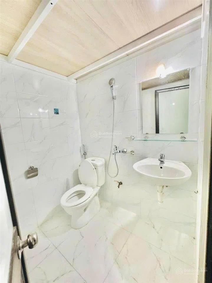 Cực đẹp! cho thuê nhà phố đào tấn, linh lang. 45m2*5t. 3pn. đủ đồ cơ bản phù hợp ở, bán hàng online