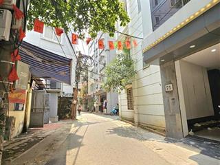 Cực đẹp! cho thuê nhà đường văn cao, hoàng hoa thám. 60m2*2tầng. ô tô đỗ cửa. đủ nội thất cơ bản