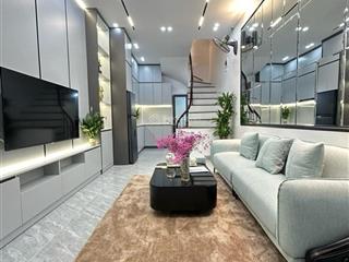 Cực gấp! bán nhà đường xuân phương, phương canh. 35m2*5t. mt 4,5m. ngõ ba gác. ba bước ra đường ôtô