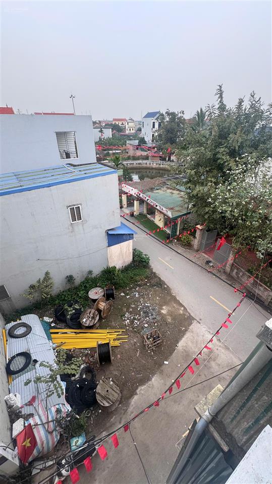 Quá đẹp! xây mới! chỉ 4tr. ô tô vào nhà. cho thuê nhà đường tân phú. dt 50m2*4t. mt 6m. lô góc