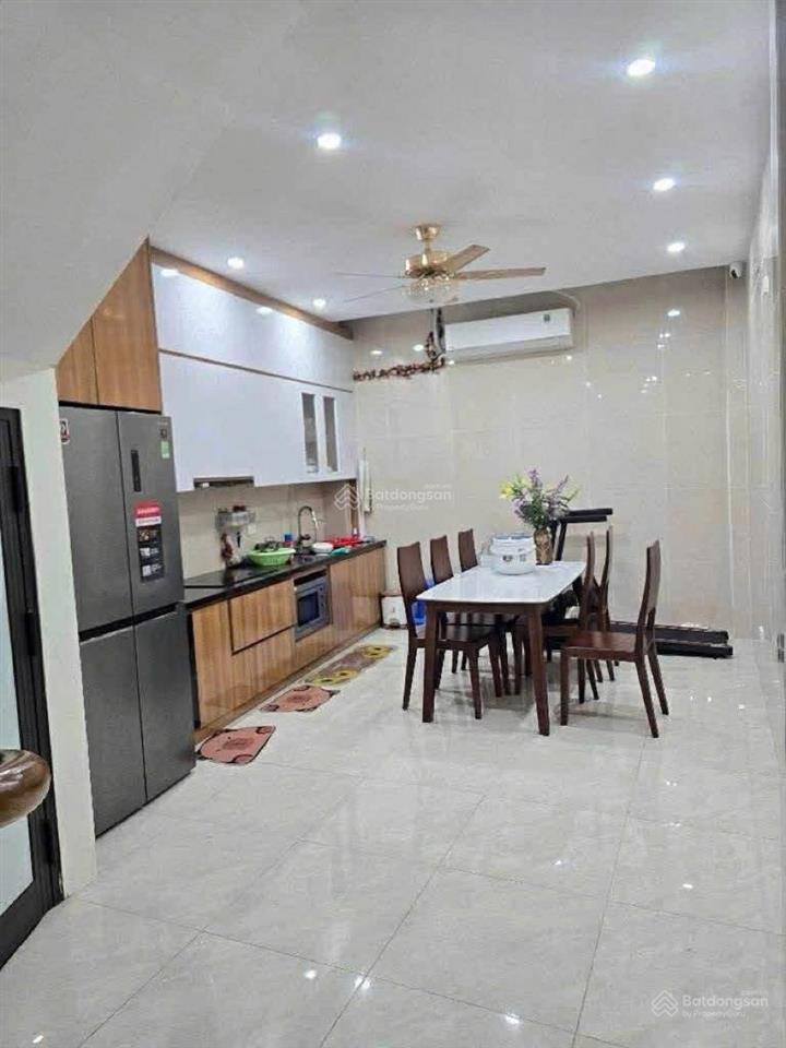 Cực ngon! bán gấp nhà phố hoa bằng, nguyễn khang. dt 50m2*3.5 tầng. mt 4.5m. ngõ 3m. 2 thoáng
