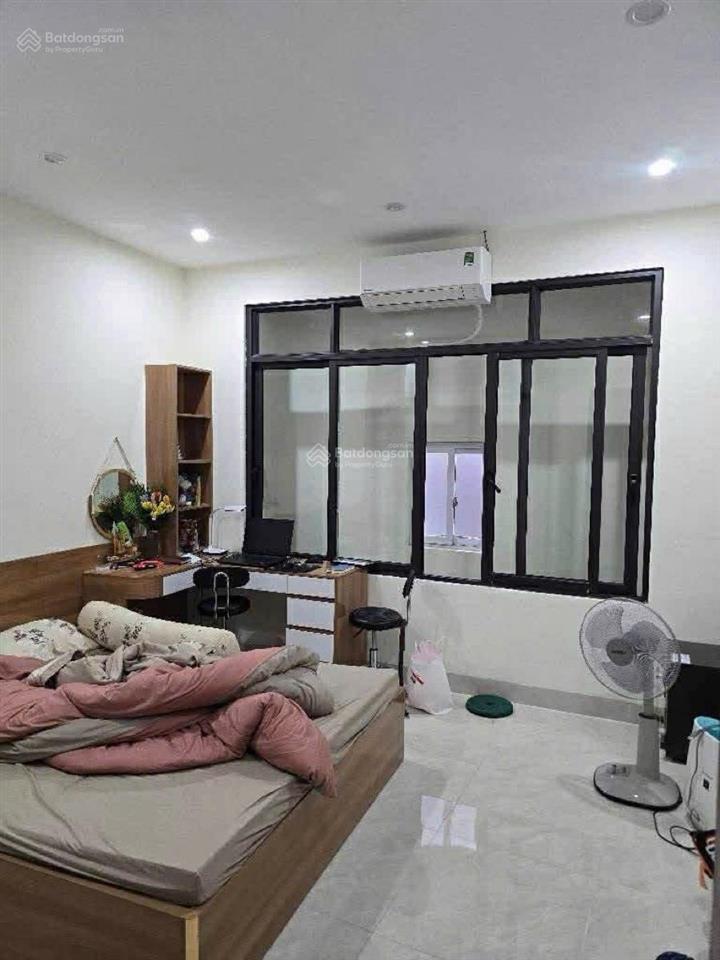 Cực ngon! bán gấp nhà phố hoa bằng, nguyễn khang. dt 50m2*3.5 tầng. mt 4.5m. ngõ 3m. 2 thoáng
