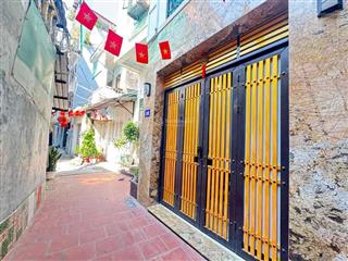 Cực ngon! bán gấp nhà phố hoa bằng, nguyễn khang. dt 50m2*3.5 tầng. mt 4.5m. ngõ 3m. 2 thoáng