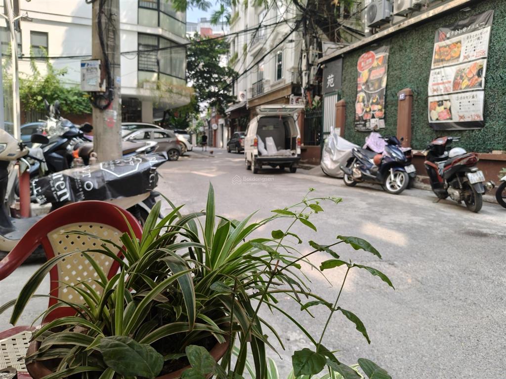 Hiếm!cho thuê nhà phố đào tấn, linh lang. 65m2*5t. 5pn. thang máy. đường hè 8m. ở, vp, cty, kd đỉnh