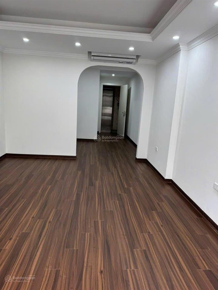 Bán gấp nhà đường tây mỗ, cầu cốc 38m2*5t. mt 4m. thang máy. 20m ra đường ô tô tránh. ở, kd online