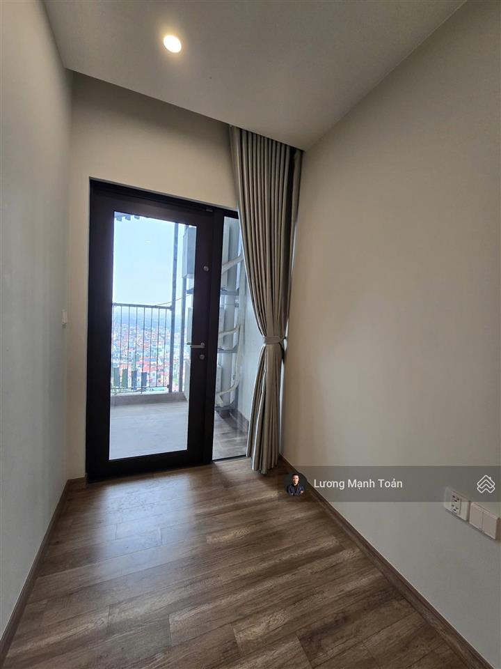 Bán gấp căn hộ 2pn tại swan lake onsen residences ecopark hưng yên dt58m2 view sông hồng giá tốt