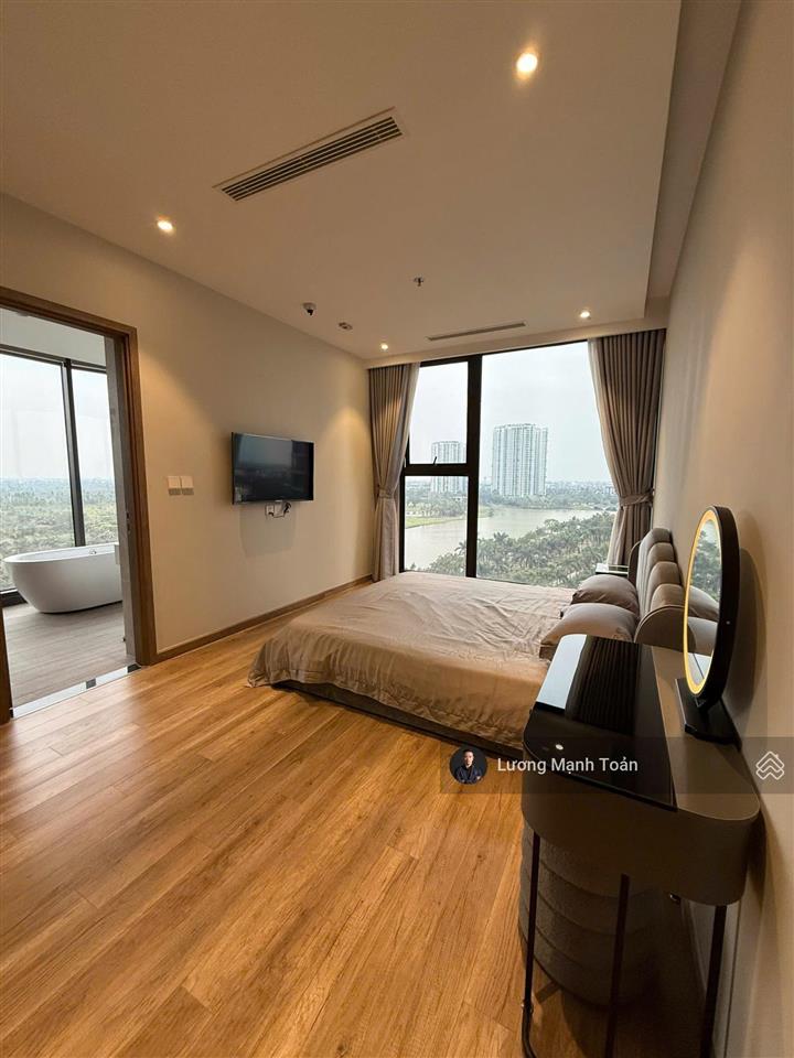 Cần bán căn hộ ch09 cao cấp 3pn landmark ecopark khoáng nóng dt 114m2, view trực diện hồ thiên nga