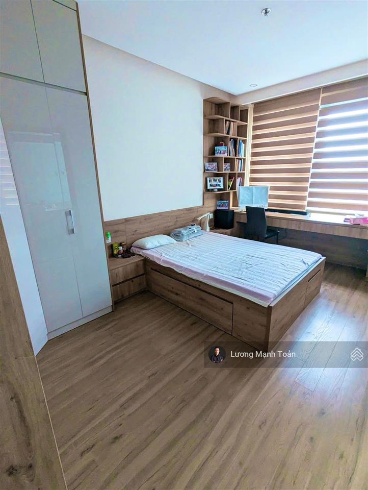 Bán chung cư cao cấp full nội thất toà sky oasis ecopark hưng yên dt84m2 3pn2wc có thể ở được ngay