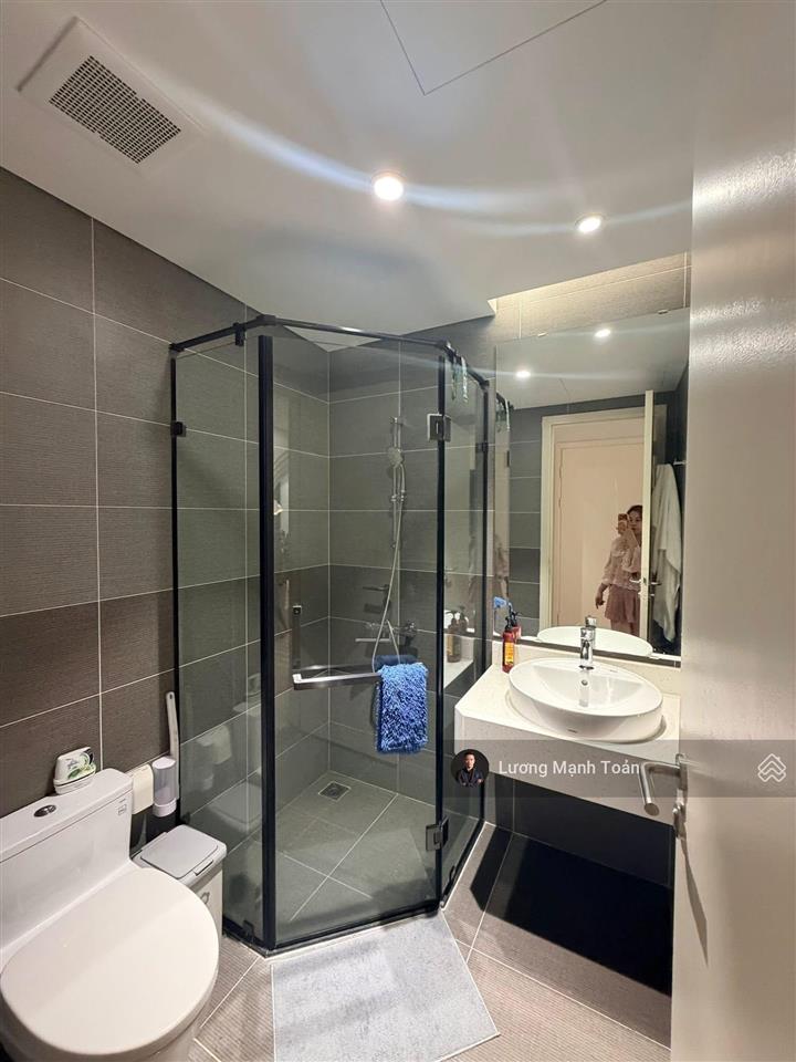 Bán gấp căn hộ chung cư landmark ecopark 2pn2wc dt 73m2 hoàn thiện full nội thất ở ngay được sẵn sổ